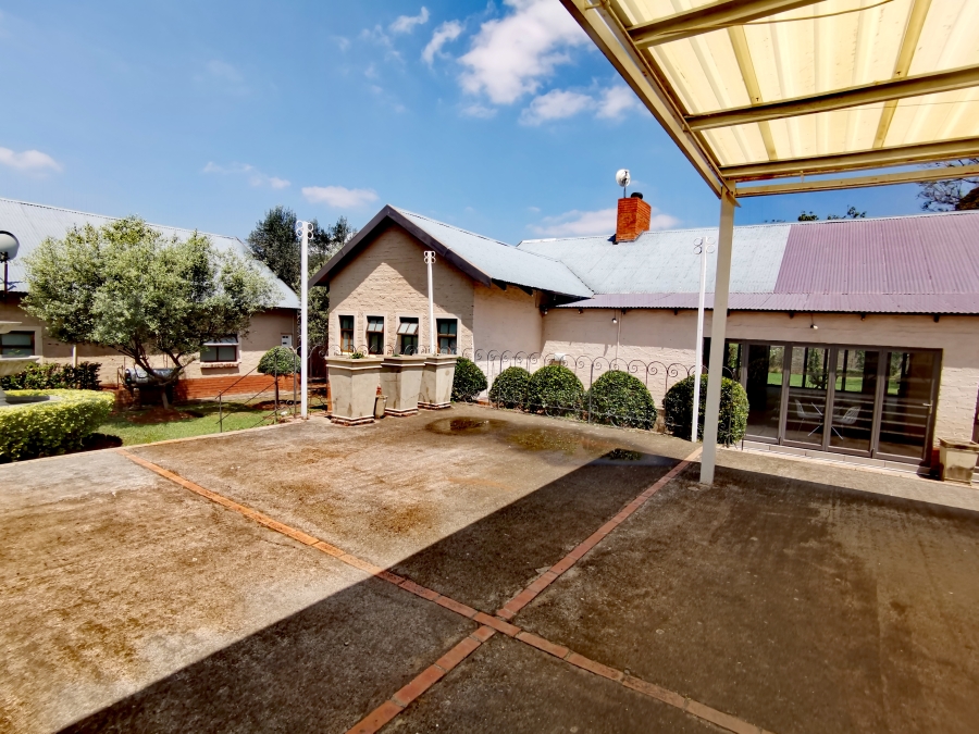 Commercial Property for Sale in Donkerhoek A H North West